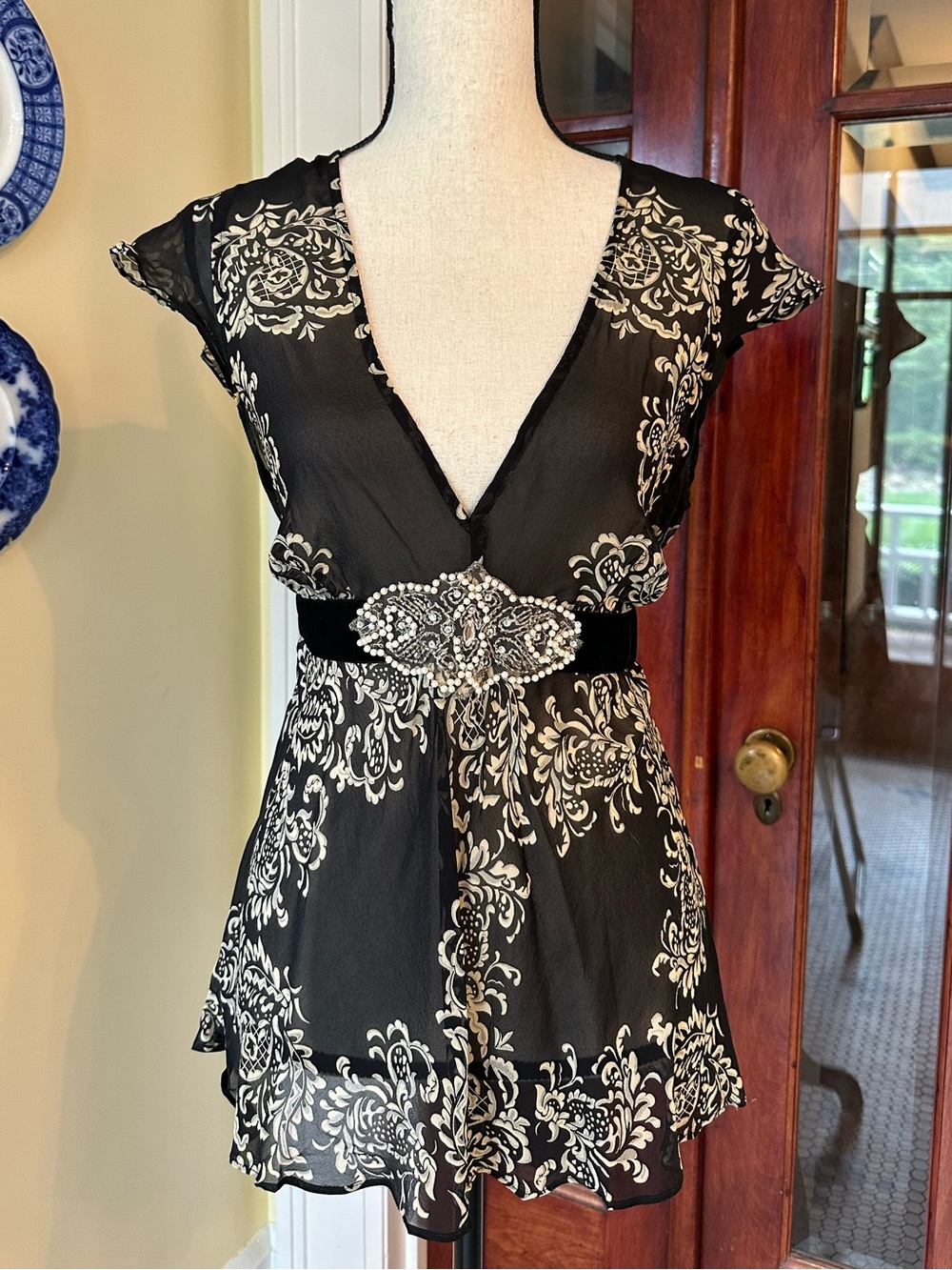 WHBM | VTG 100% Silk Chiffon Sheer Blouse Floral Rhinestone Art Deco Buckle,  L